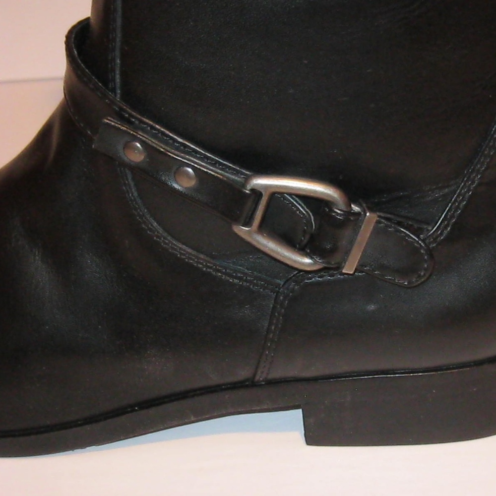 New, Never Worn, Charles David Black Leather Boots